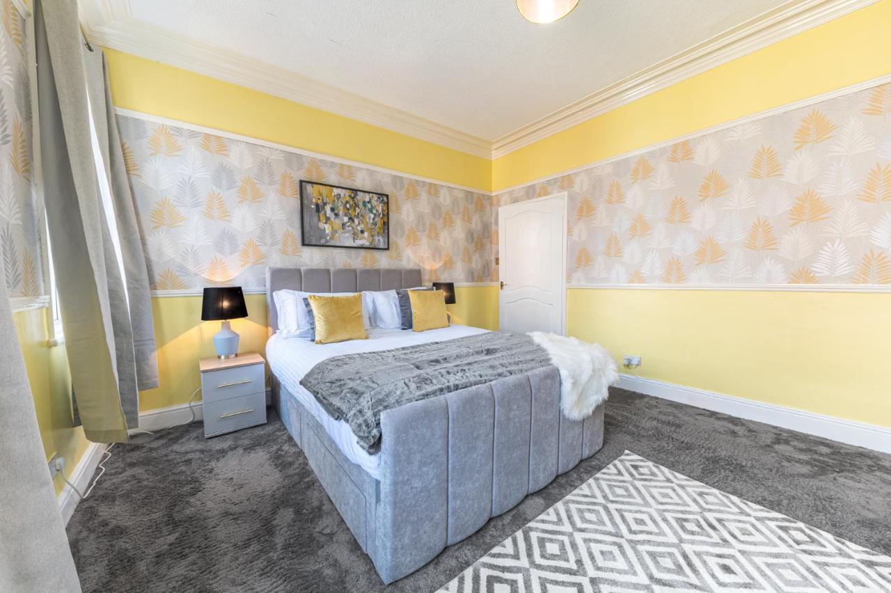 Апартаменты Stylish Luxury Large 4Br Kingbed Барроу-ин-Фернесс Экстерьер фото